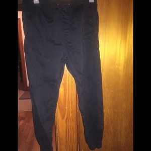 American Eagle Joggers